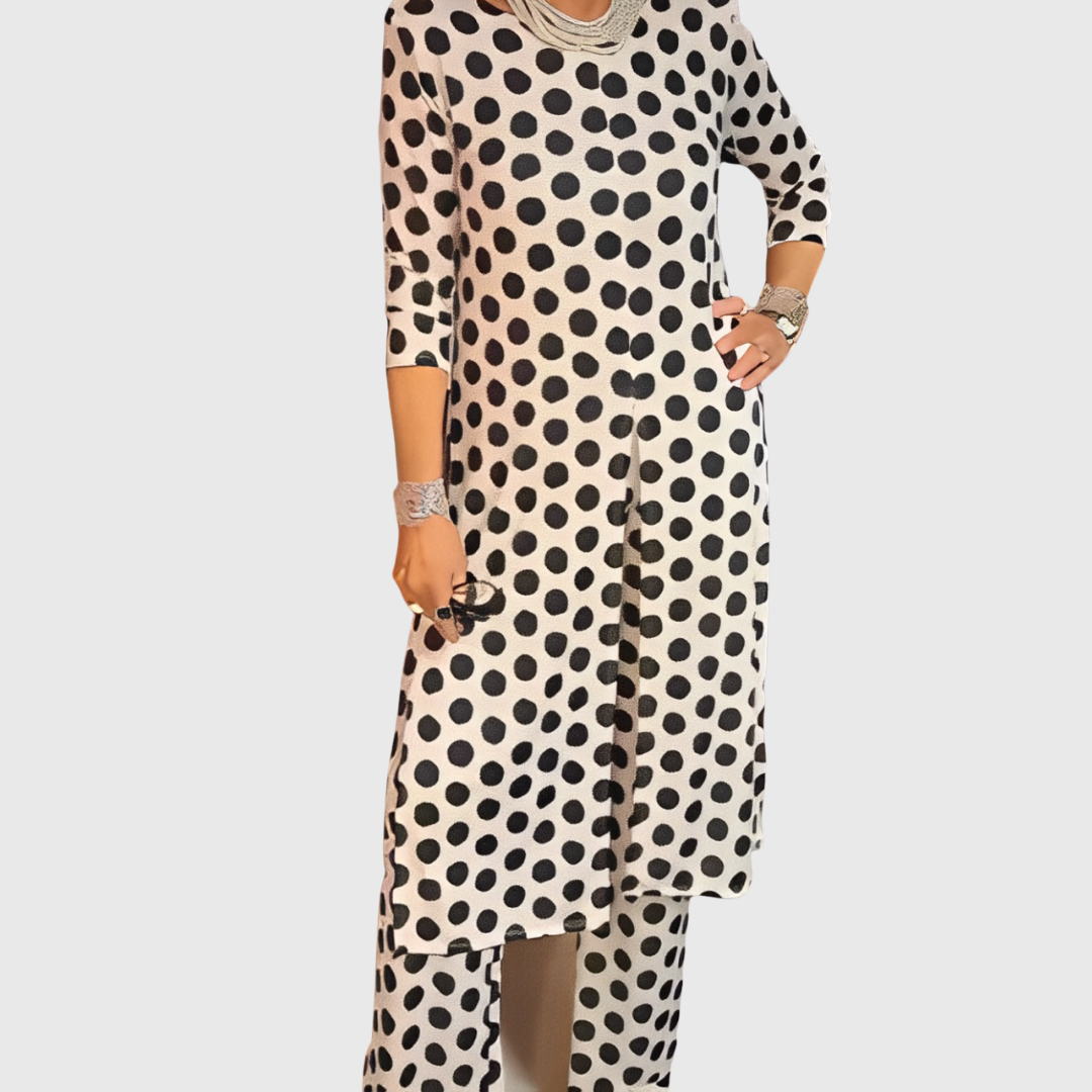 Nikolina - Set s točkicama šarmantan